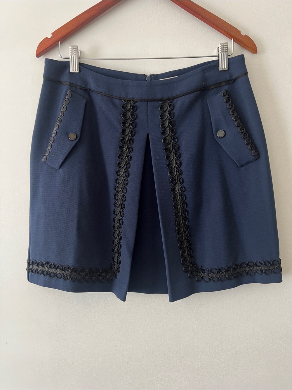 Rachel Roy Navy Decorative Trim Womenโs mini skirt - Sz 8